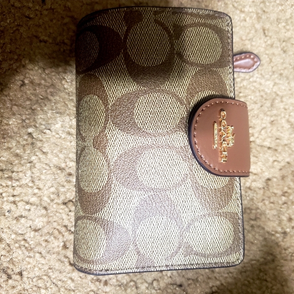 PURSE-COACH - Picture 3 of 4